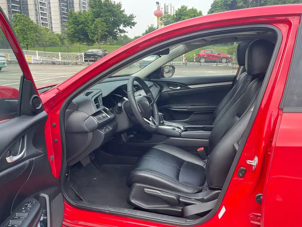 Honda Civic — фото 7
