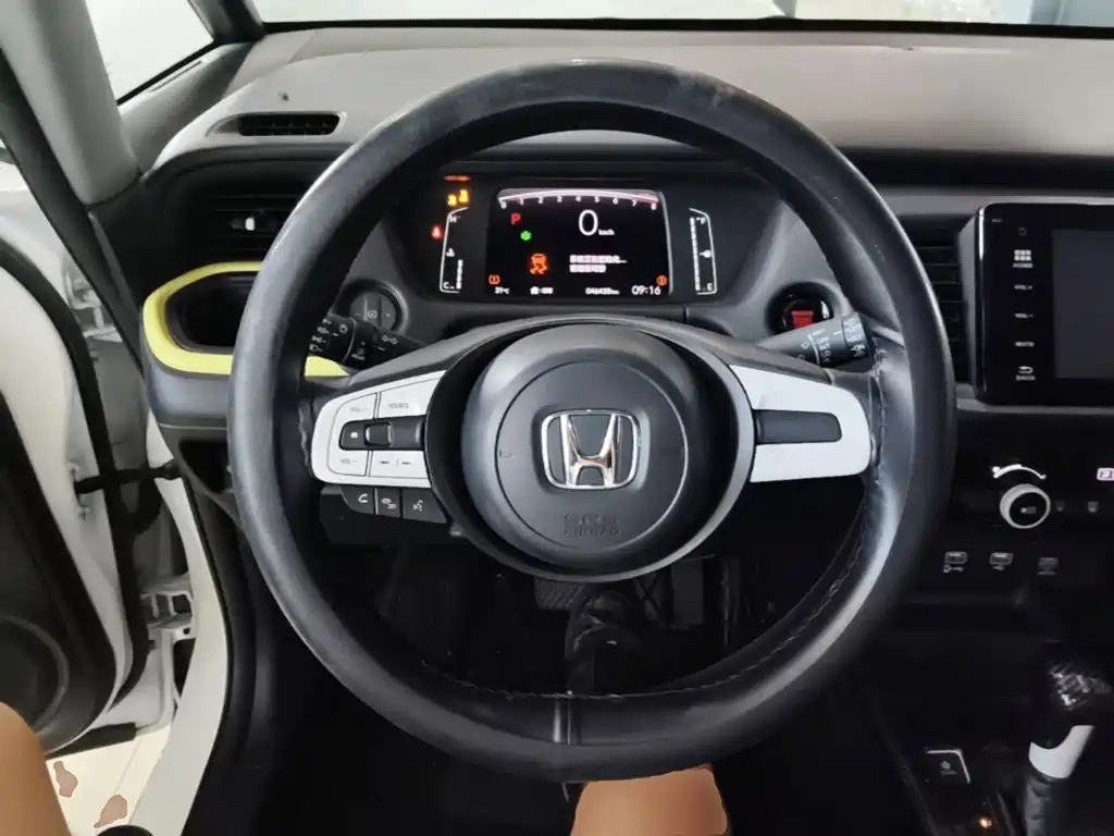 Honda Fit — фото 11