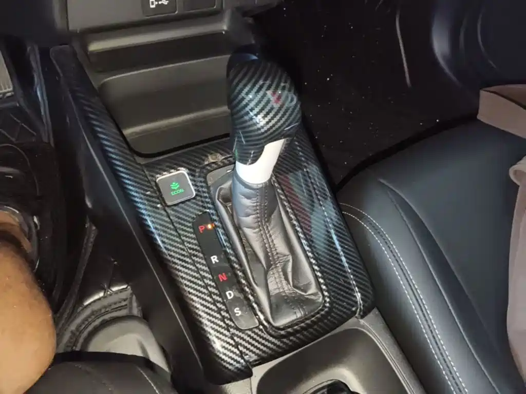 Honda Fit — фото 14