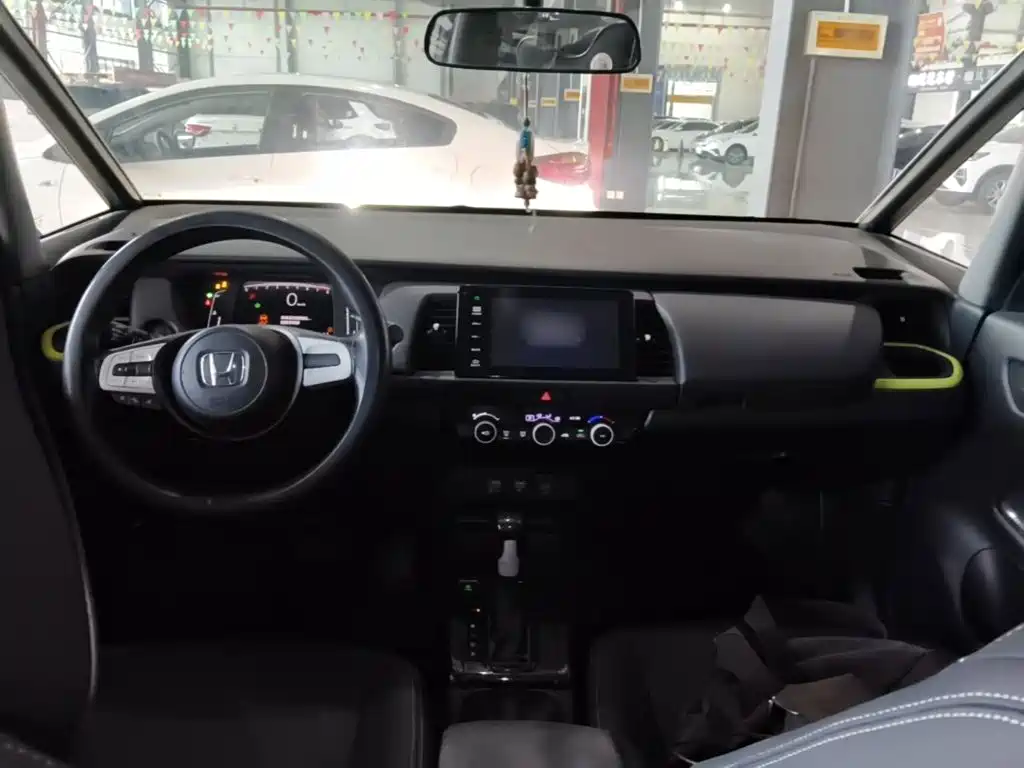 Honda Fit — фото 10