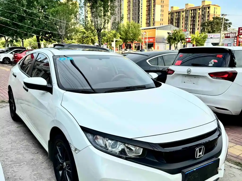 Honda Civic — фото 4