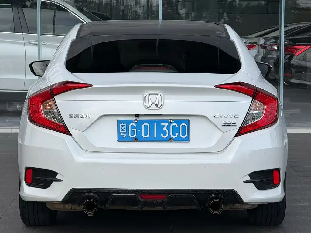 Honda Civic — фото 3