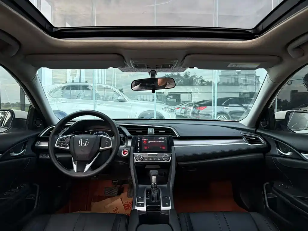 Honda Civic — фото 5