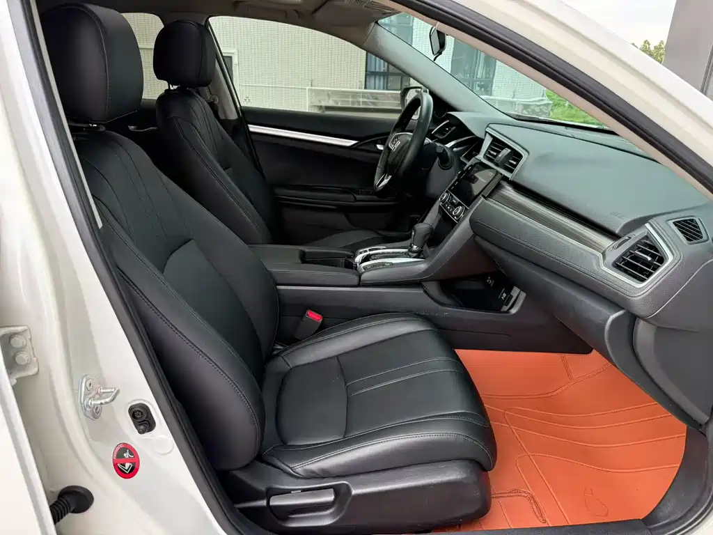 Honda Civic — фото 6