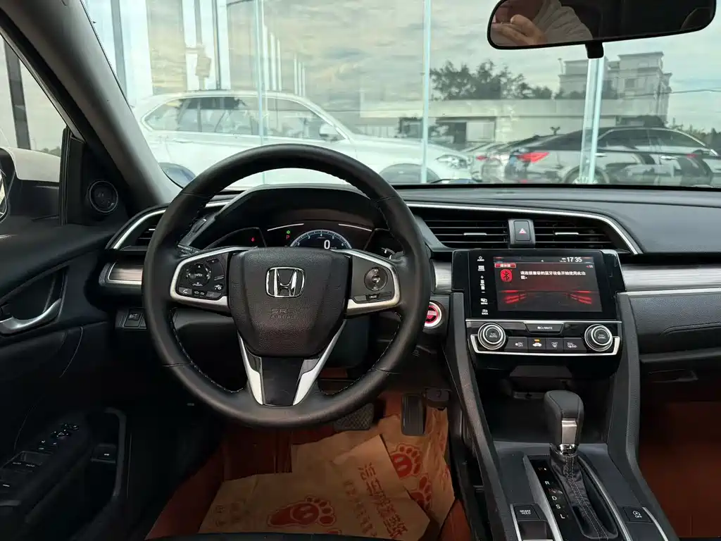 Honda Civic — фото 7