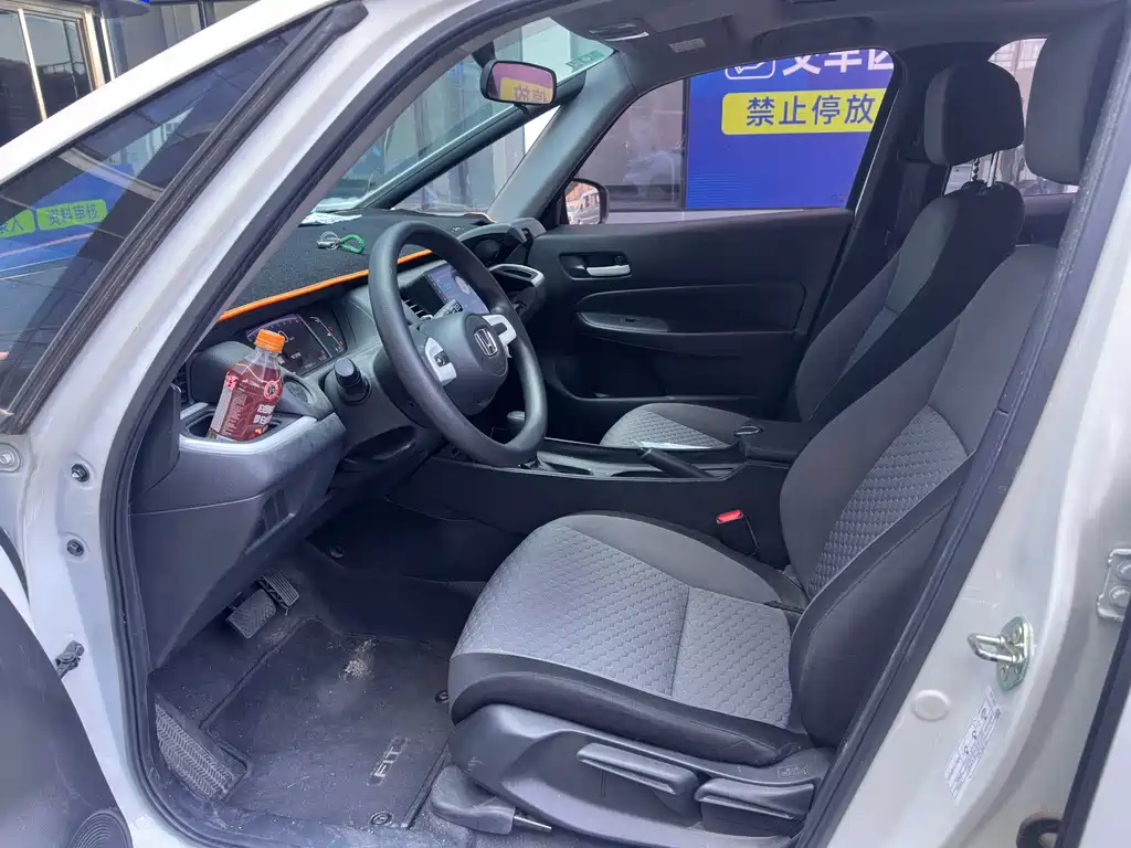 Honda Fit — фото 4