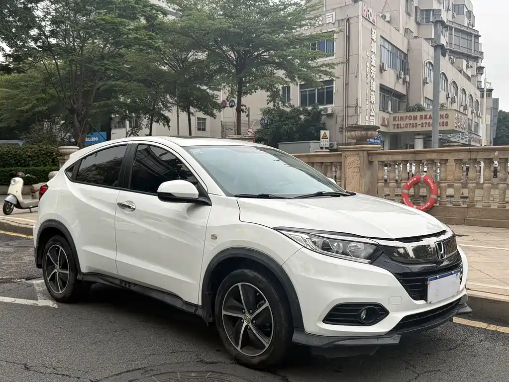 Honda Vezel — фото 4