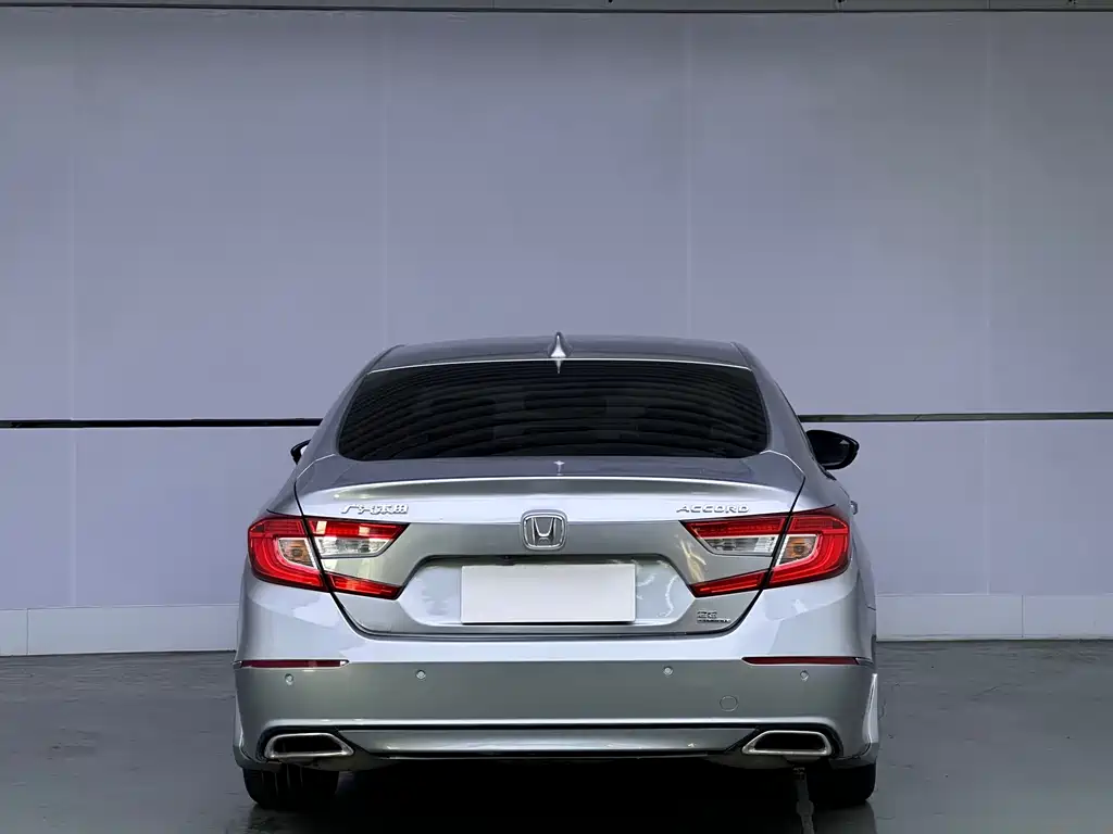 Honda Accord — фото 5