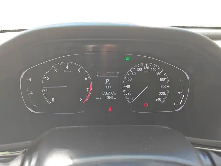 Honda Accord — фото 14