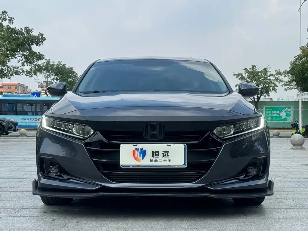 Honda Accord — фото 2