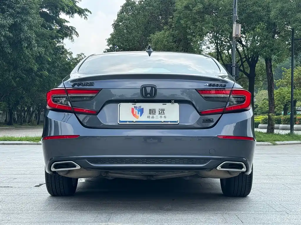 Honda Accord — фото 22