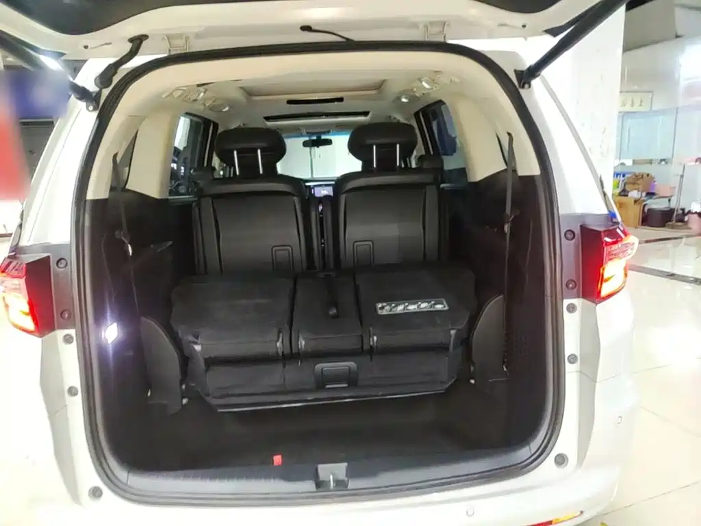 Honda Odyssey — фото 19