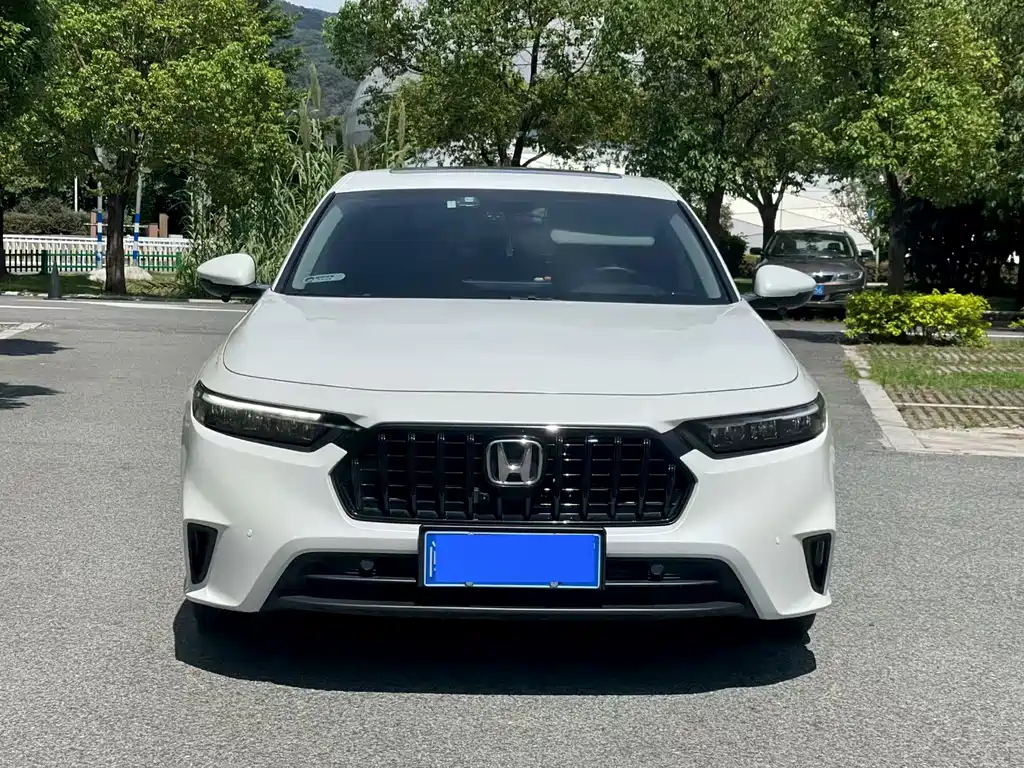 Honda Inspire — фото 2