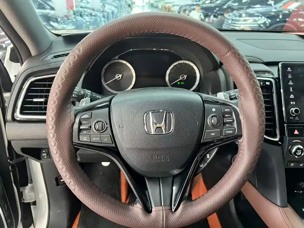 Honda UR-V — фото 14