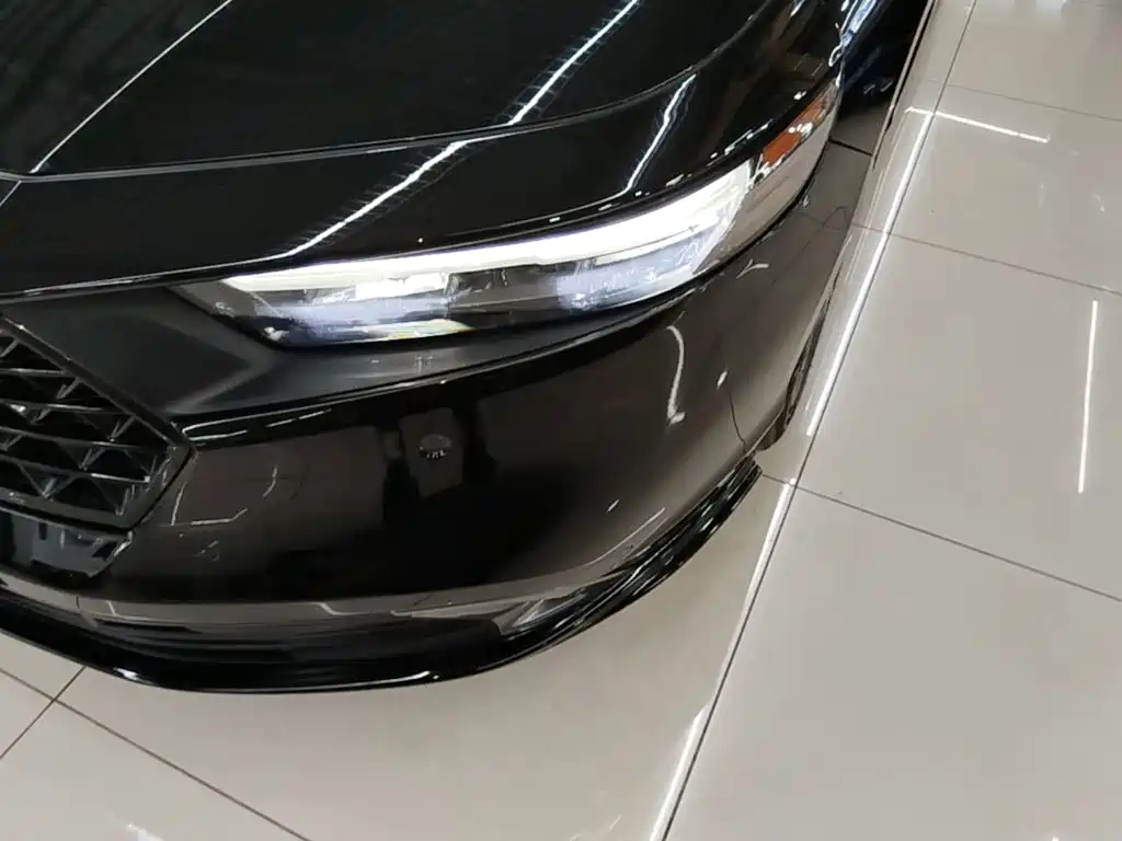 Honda Accord — фото 18