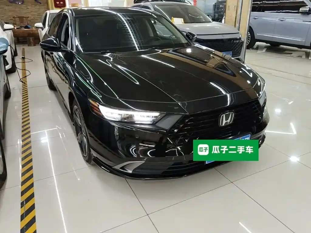 Honda Accord — фото 22