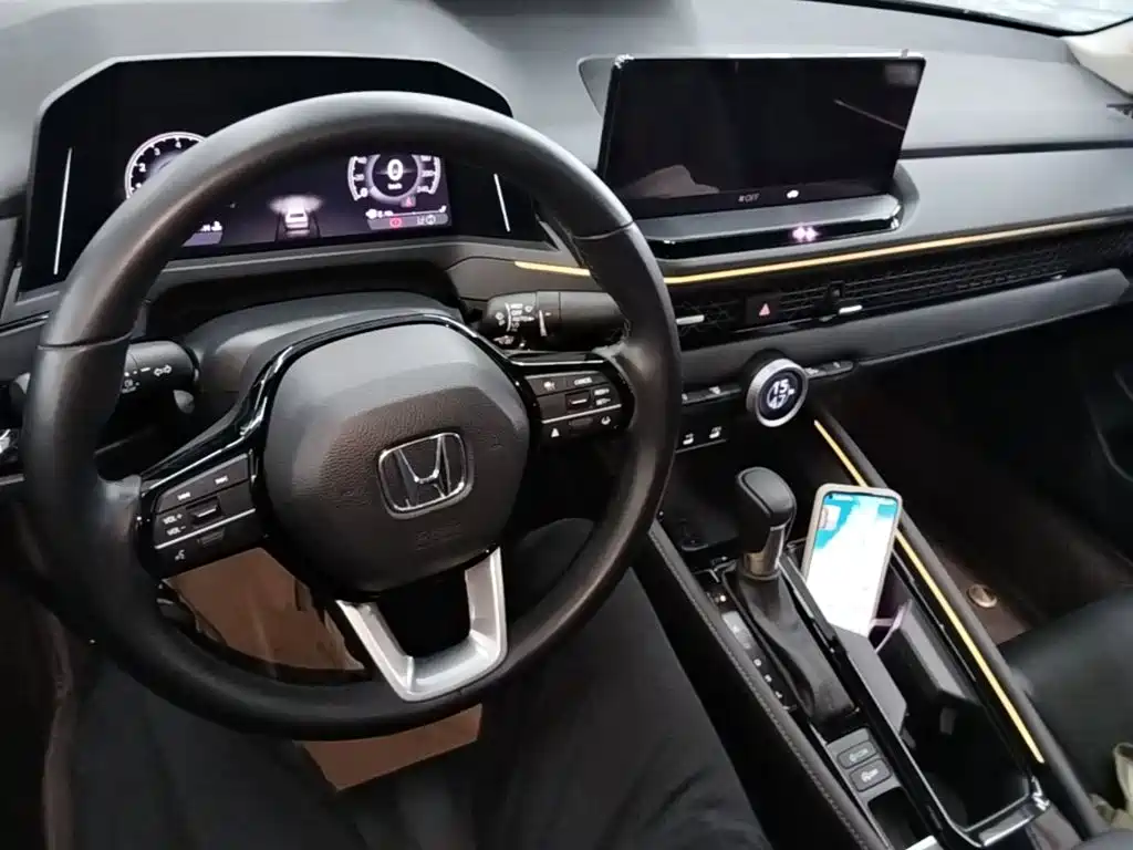 Honda Accord — фото 6