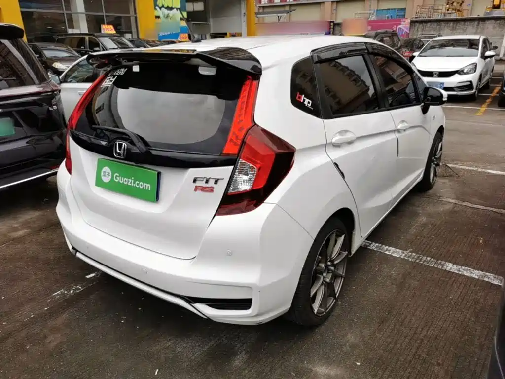 Honda Fit — фото 7