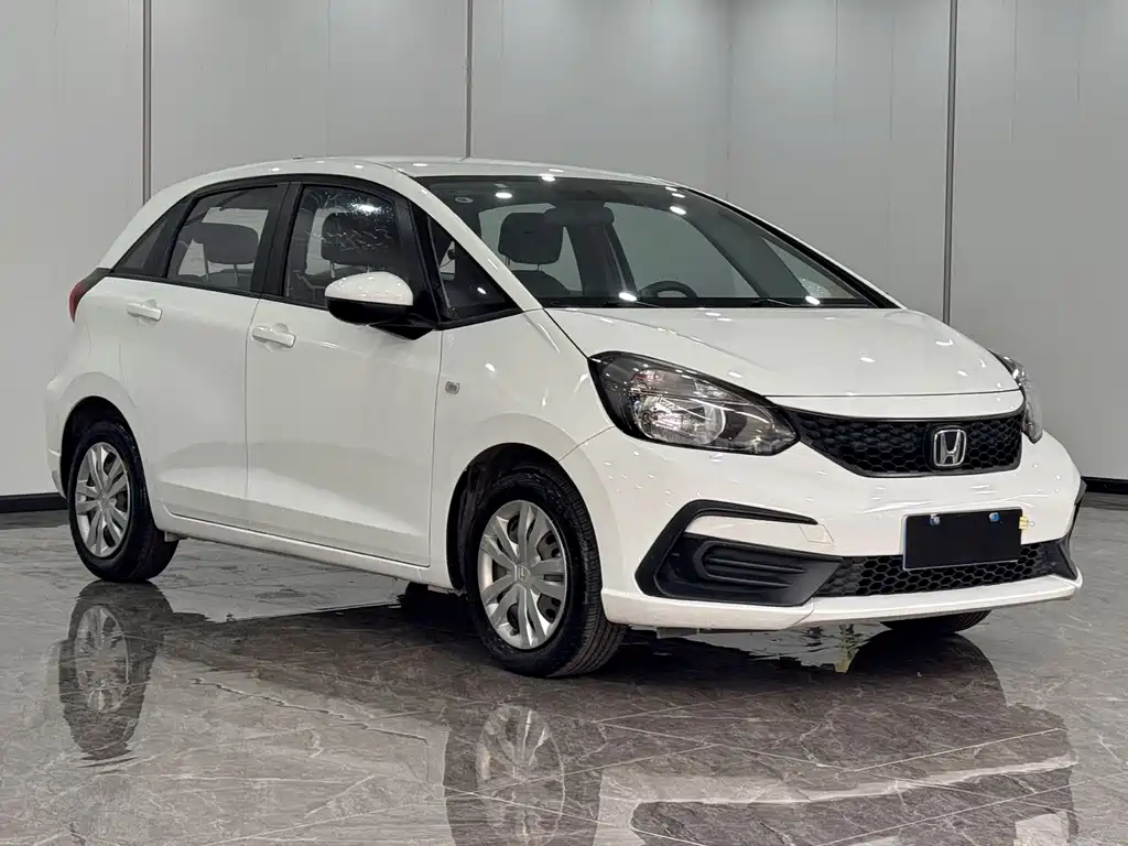 Honda Fit — фото 3