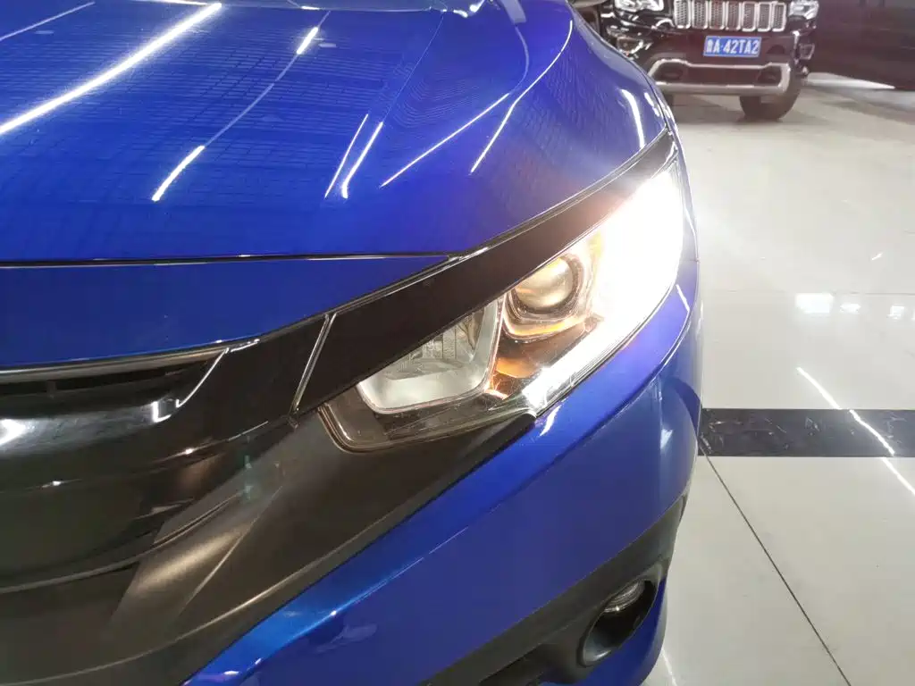Honda Civic — фото 24