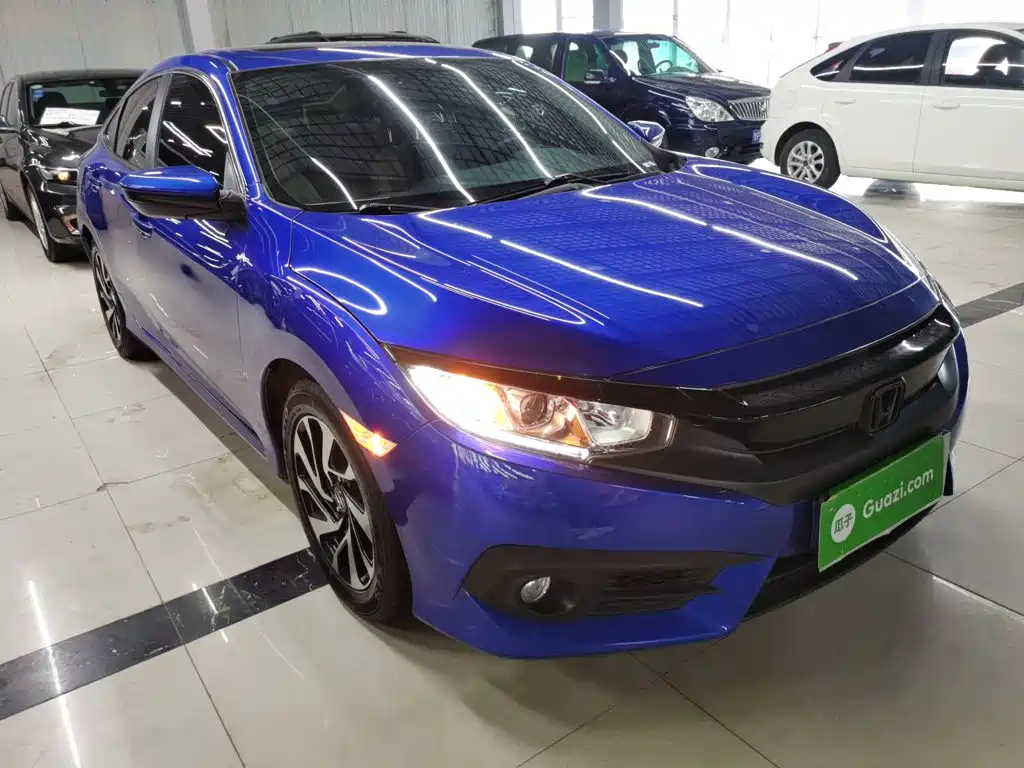 Honda Civic — фото 4