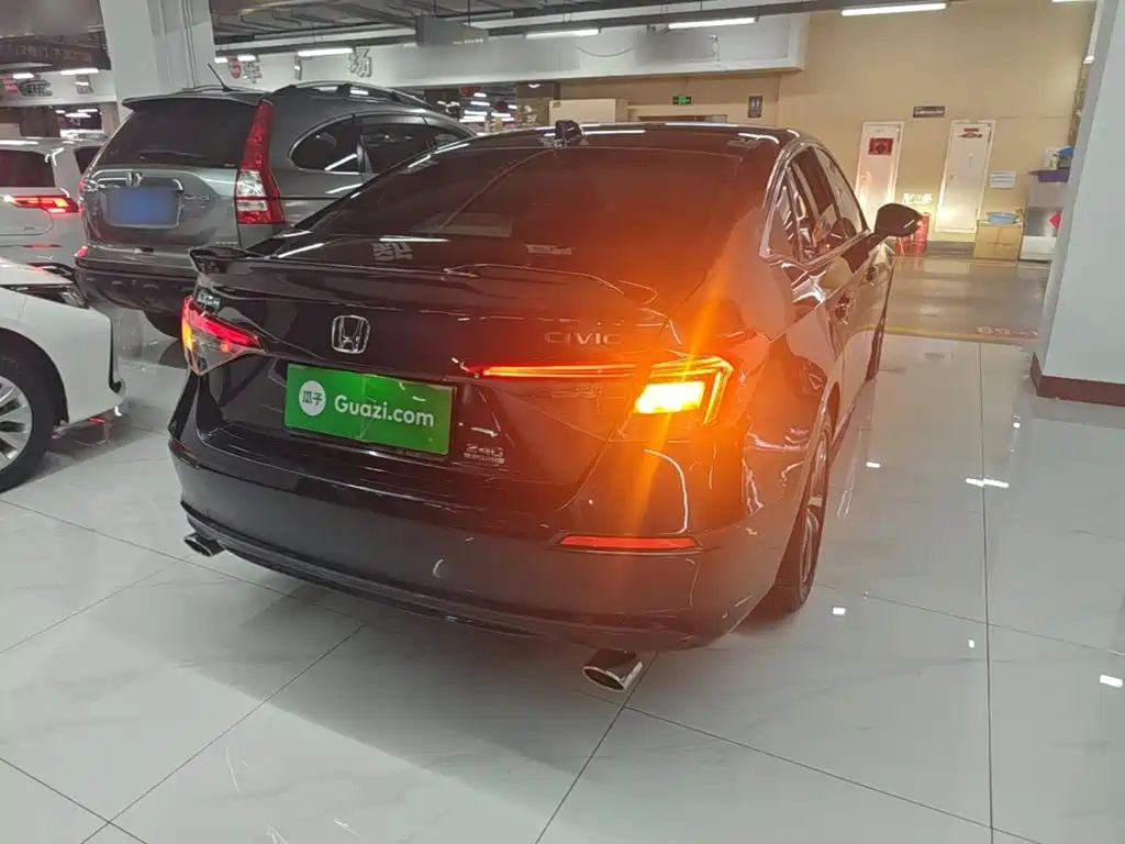 Honda Civic — фото 7