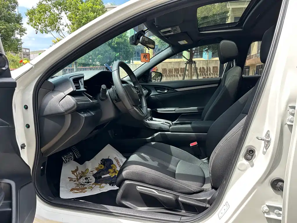 Honda Civic — фото 4