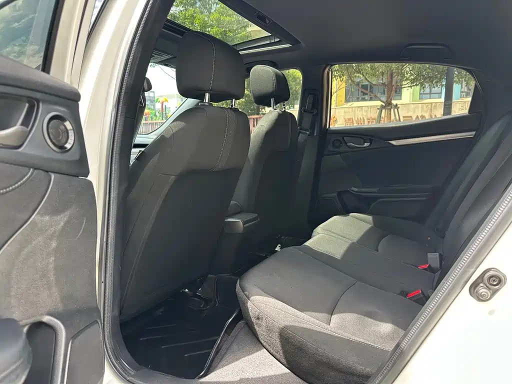 Honda Civic — фото 6