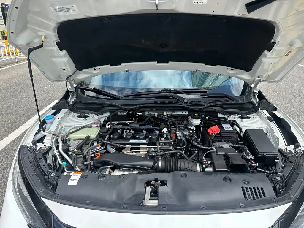 Honda Civic — фото 10