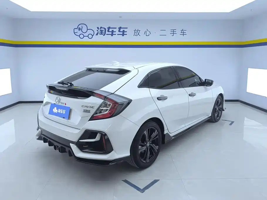 Honda Civic — фото 3