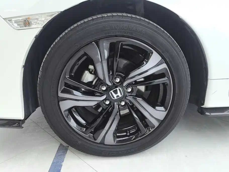 Honda Civic — фото 6