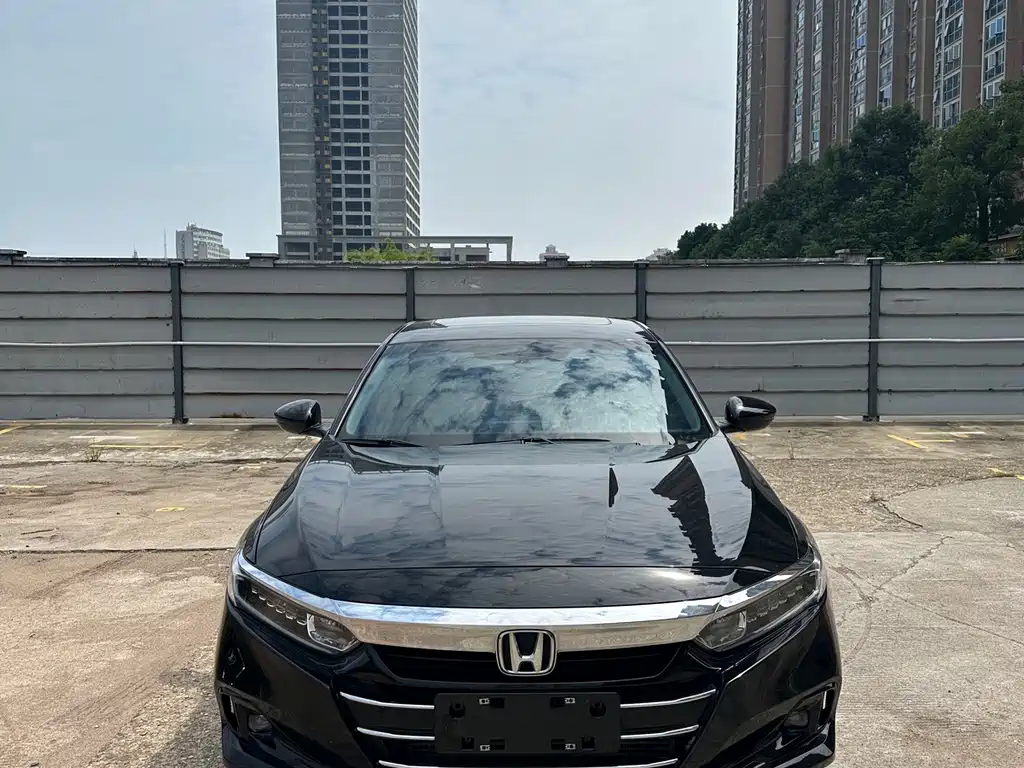 Honda Accord — фото 2
