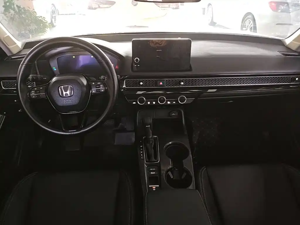 Honda Civic — фото 10