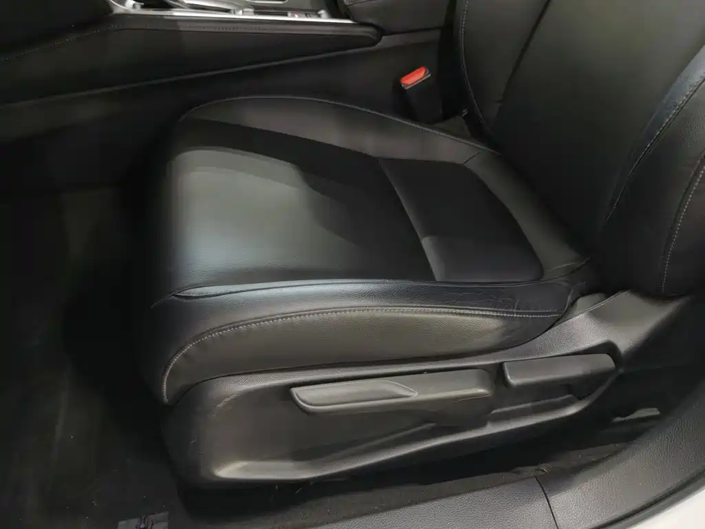 Honda Accord — фото 20