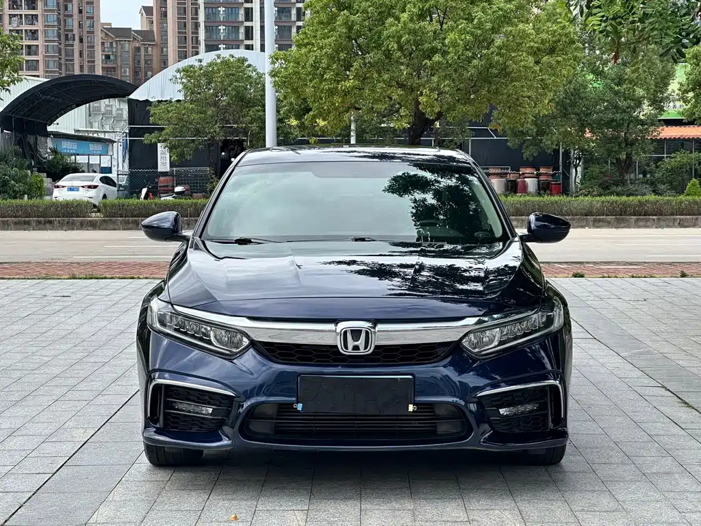 Honda Inspire — фото 2