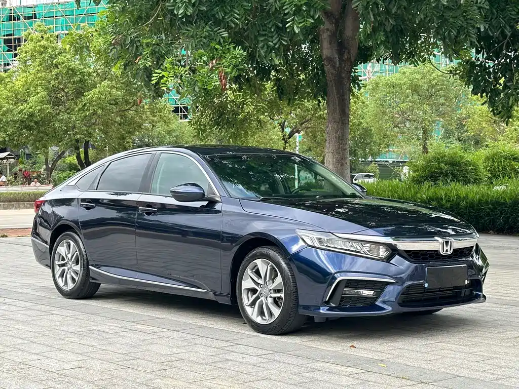Honda Inspire — фото 3