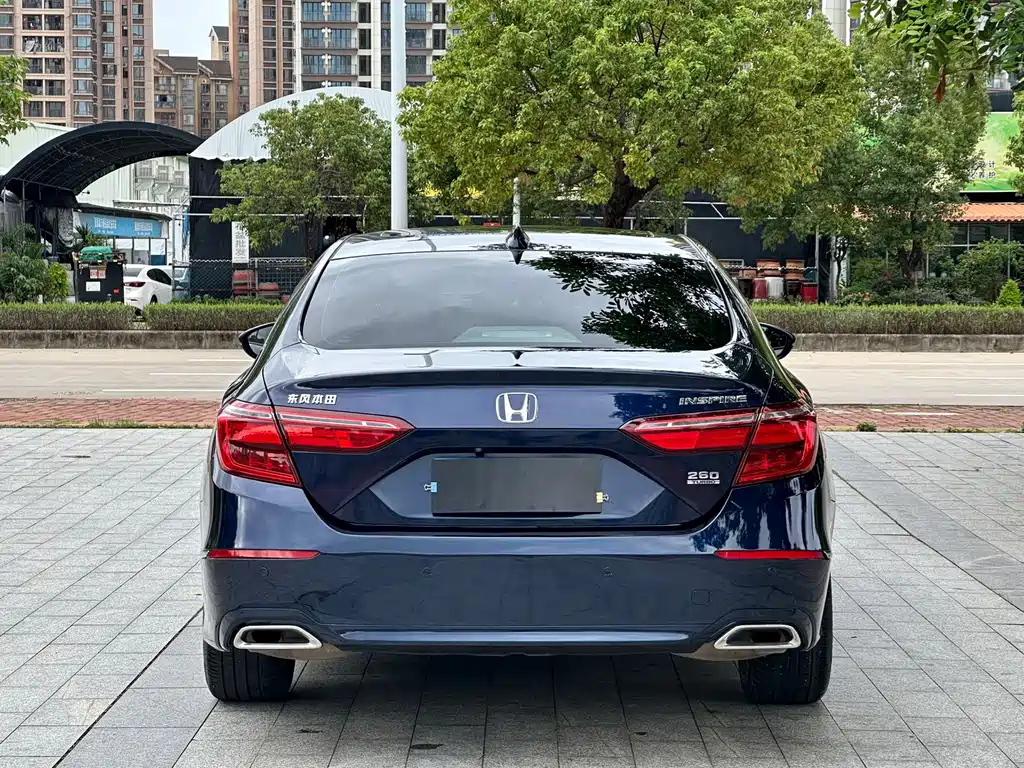 Honda Inspire — фото 8