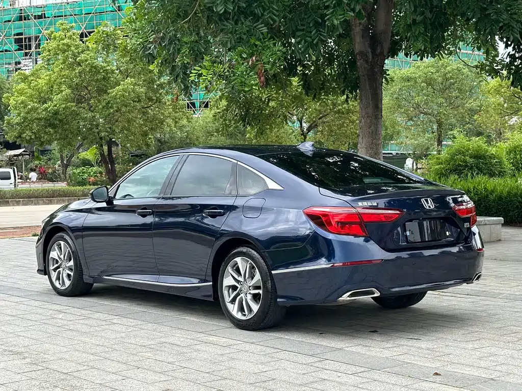 Honda Inspire — фото 9