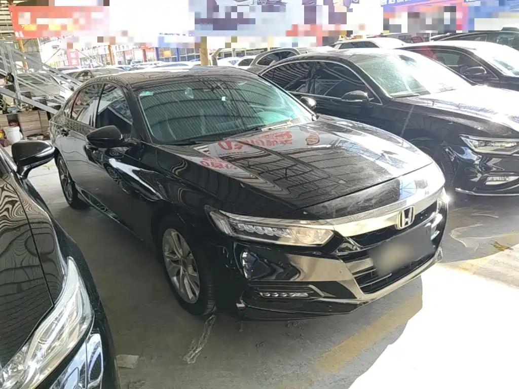 Honda Accord — фото 4