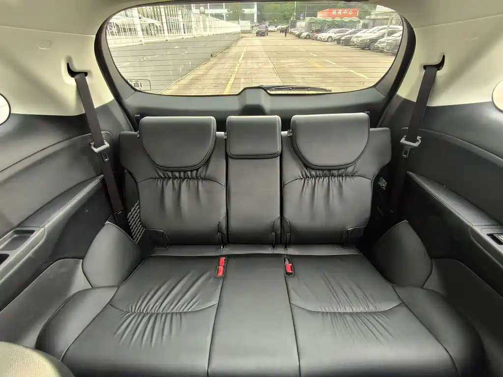 Honda Odyssey — фото 13