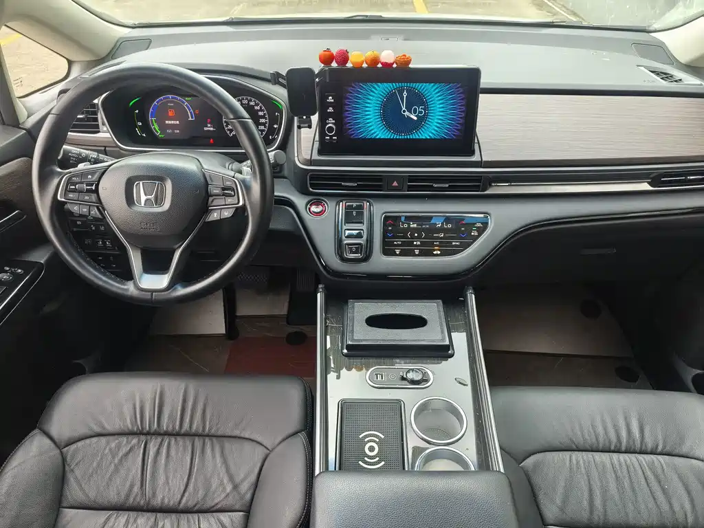 Honda Odyssey — фото 10