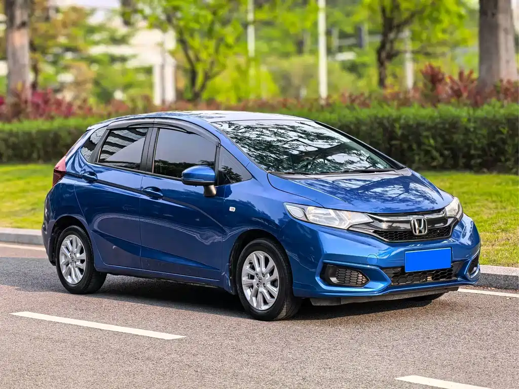 Honda Fit — фото 3