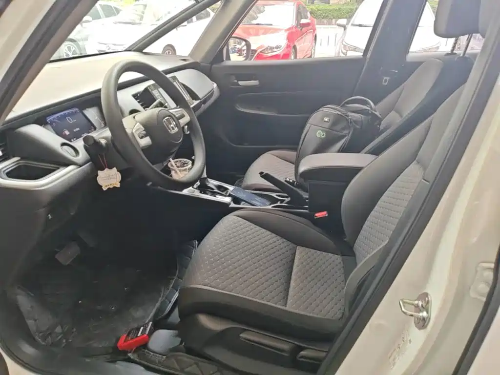 Honda Fit — фото 15