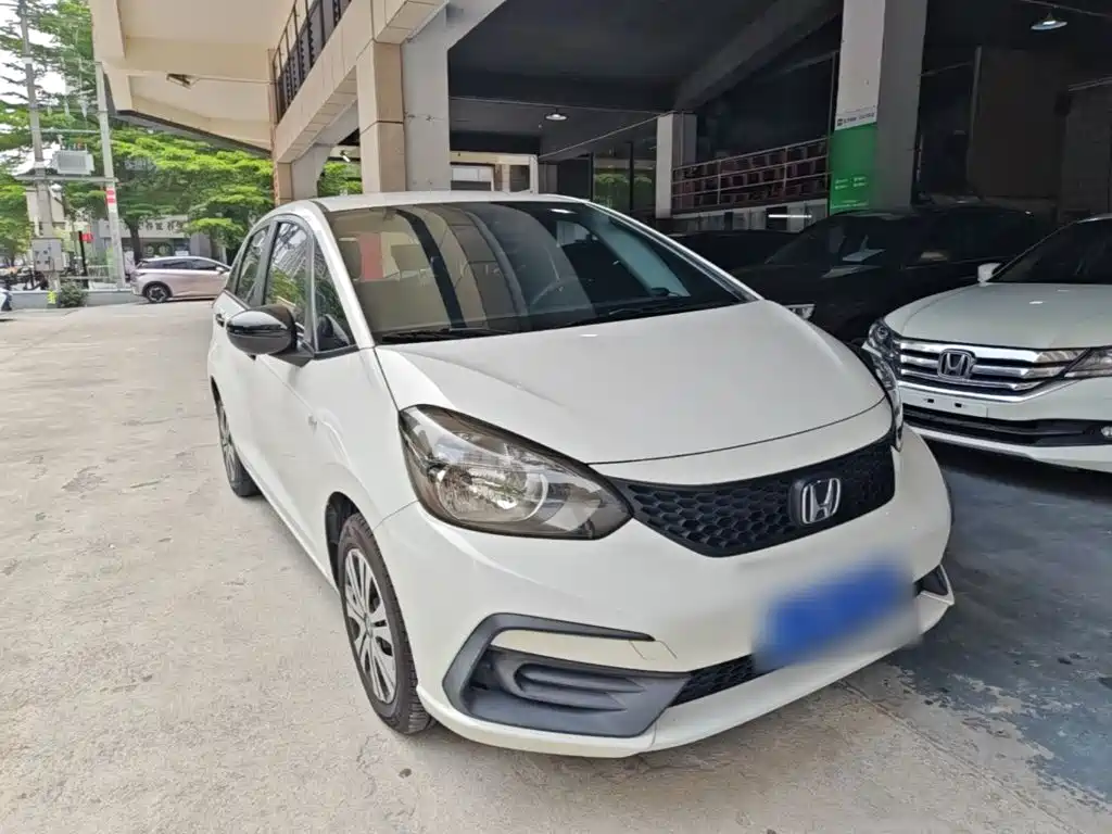 Honda Fit — фото 4