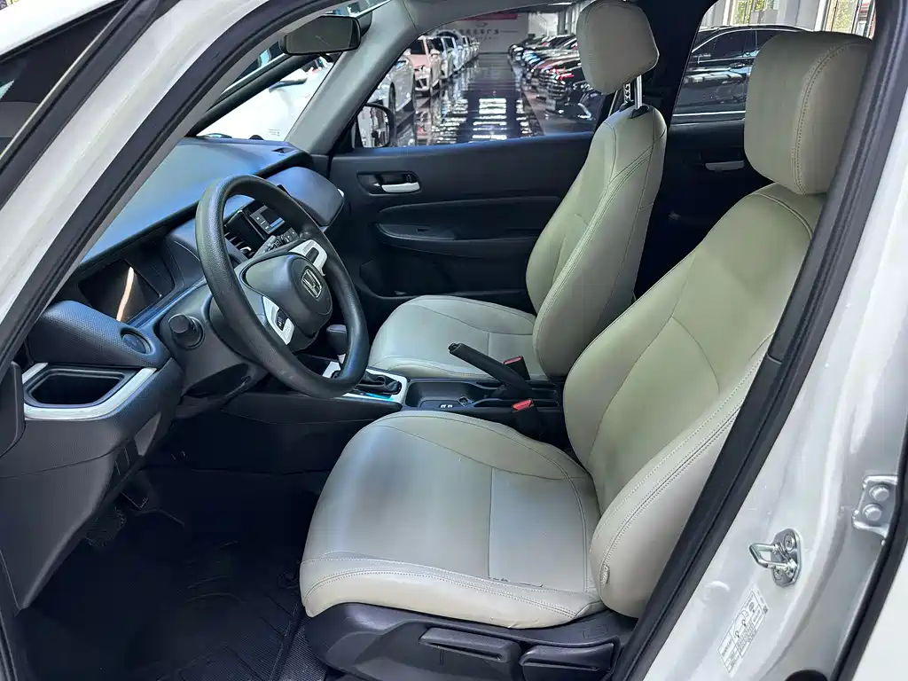 Honda Fit — фото 4