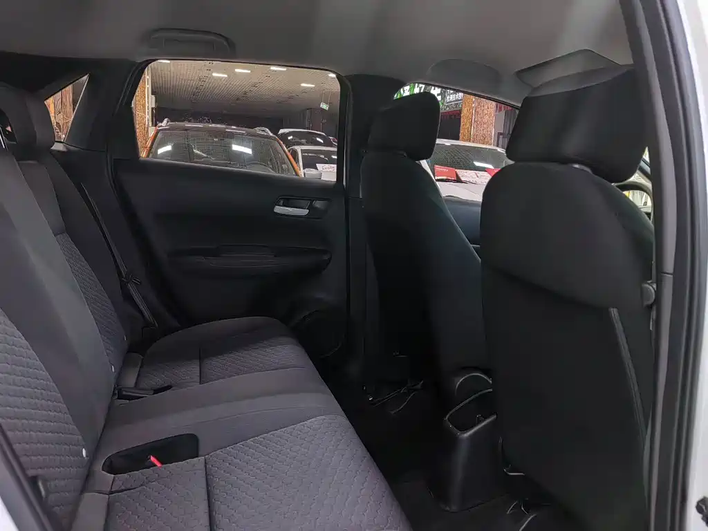 Honda Fit — фото 6