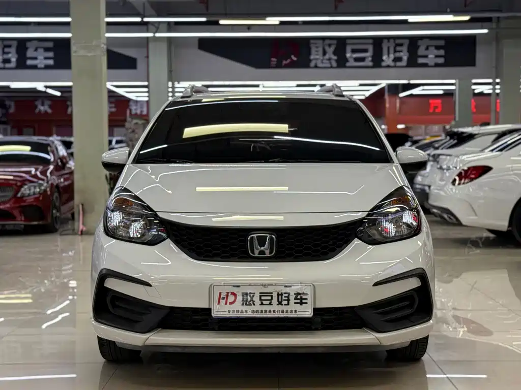 Honda Fit — фото 4