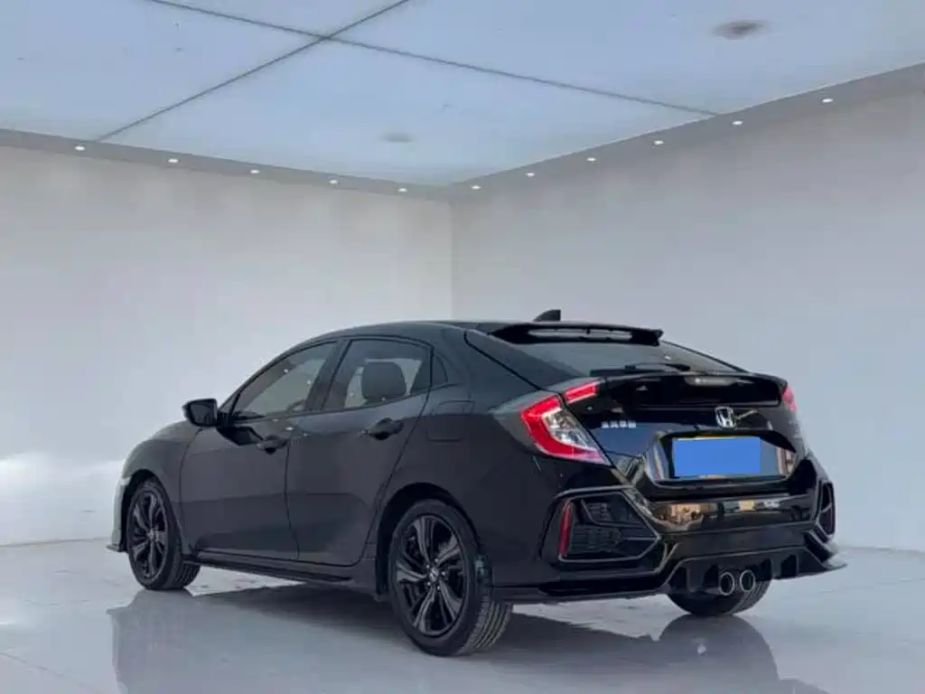 Honda Civic — фото 9