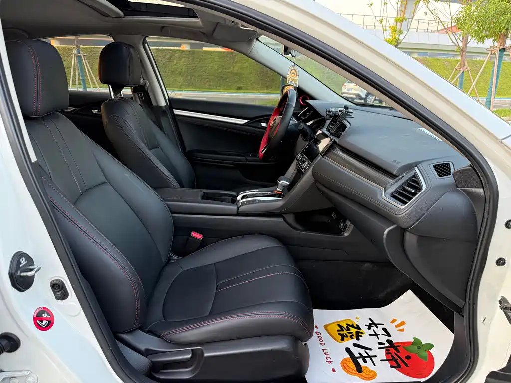 Honda Civic — фото 14