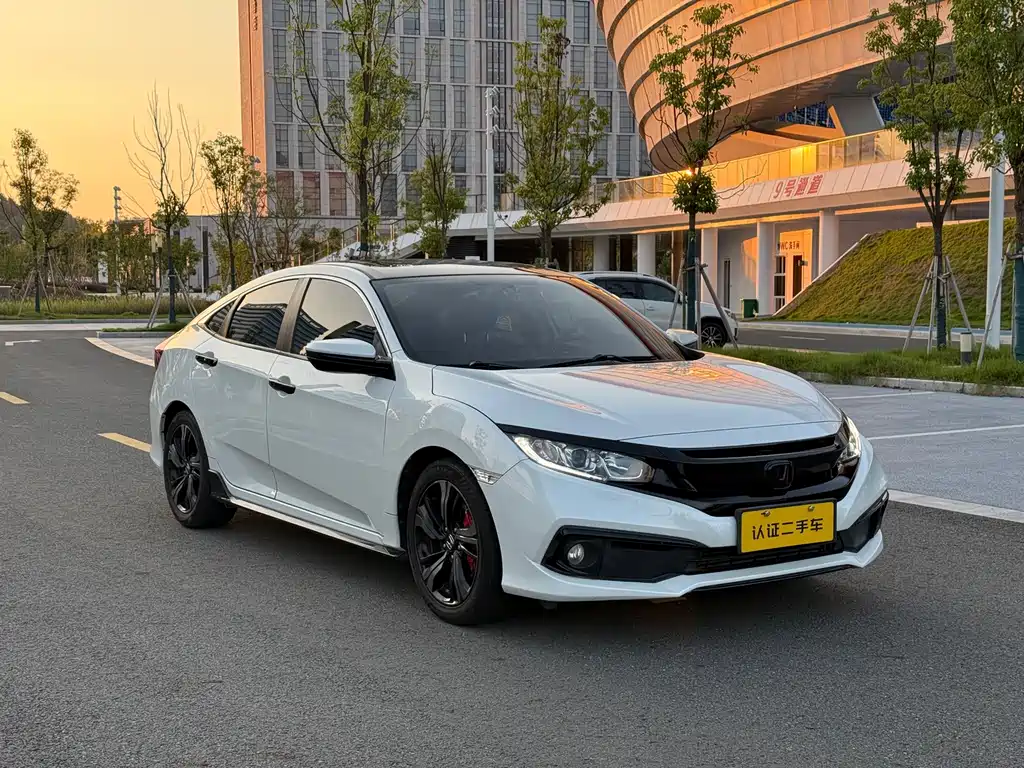 Honda Civic — фото 9